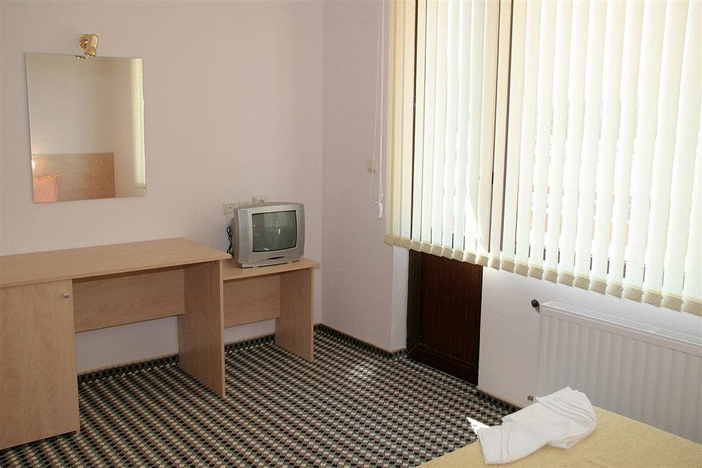 Отель Family Hotel Elena Самоков