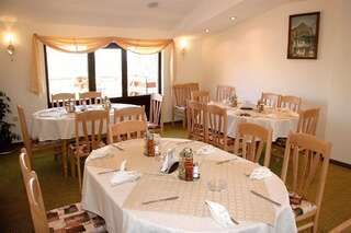 Отель Family Hotel Elena Самоков-7